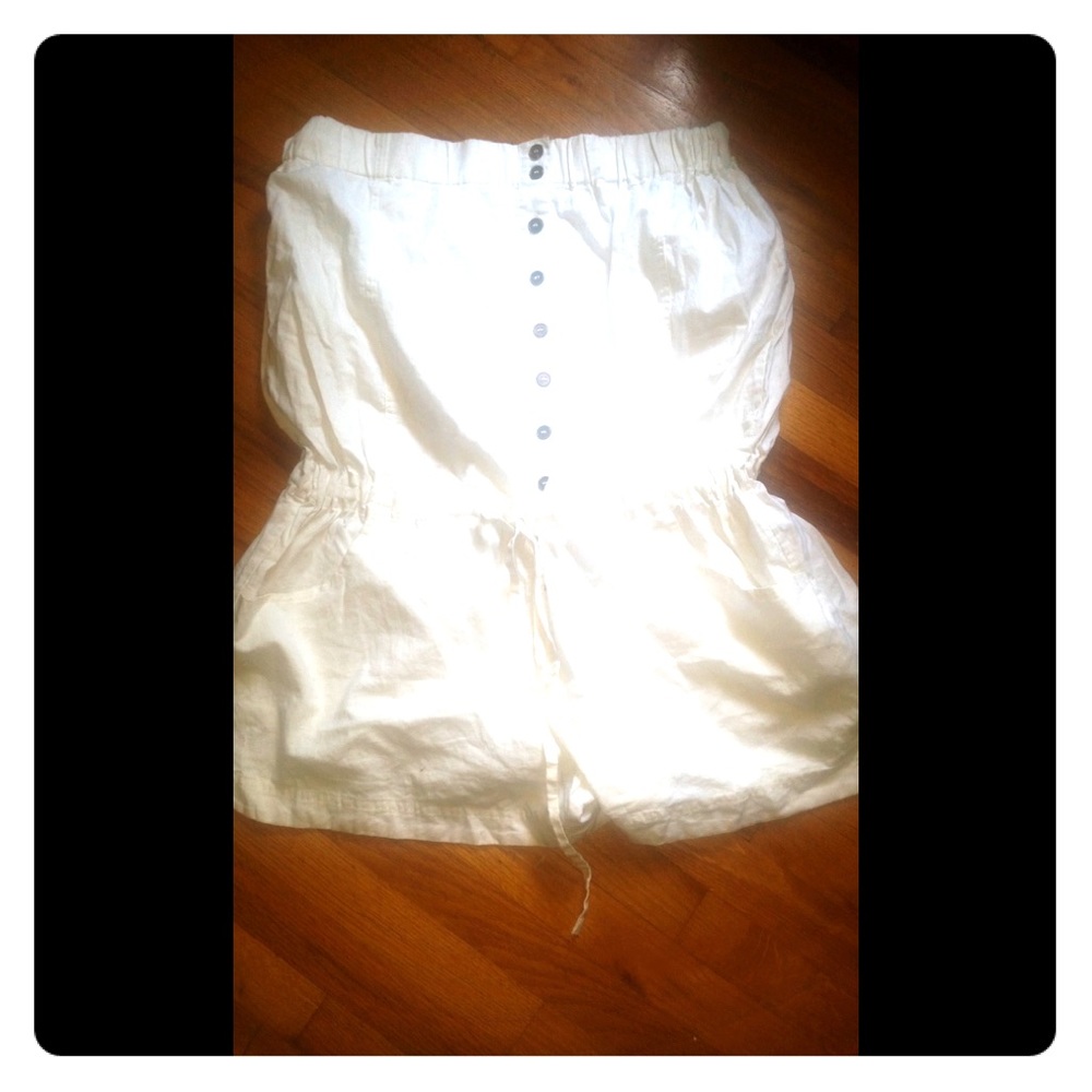 ⚡️⚡️NWT OFF-WHITE  LINEN STRAPLESS ROMPER. ⚡️⚡️